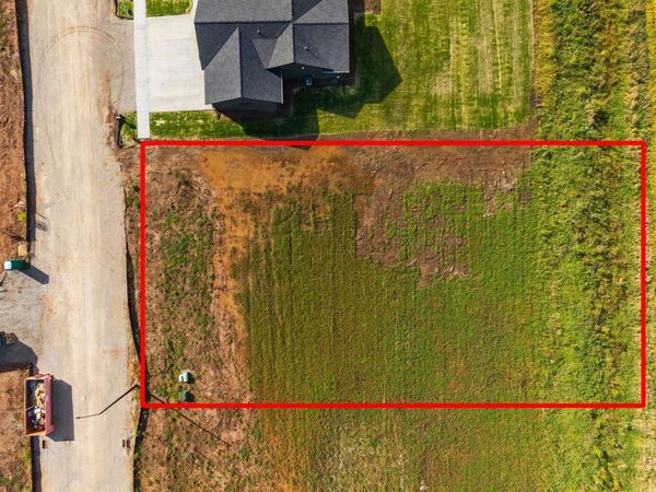 1781 FREEMAN DRIVE, Neenah, WI 54956