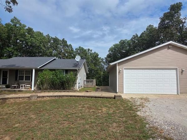 9143 Jones Creek Road, Dittmer, MO 63023