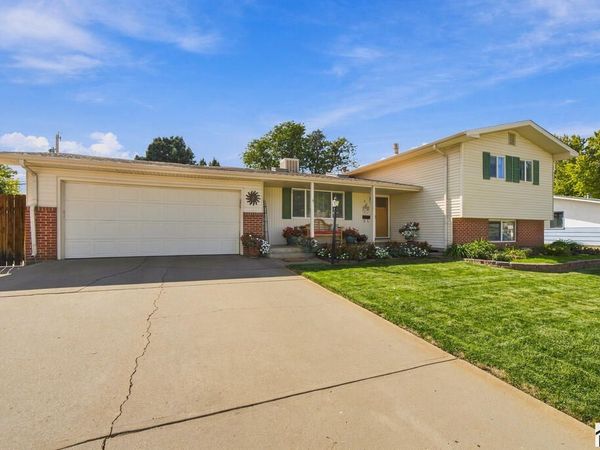 82 Amherst Ave, Pueblo, CO 81005