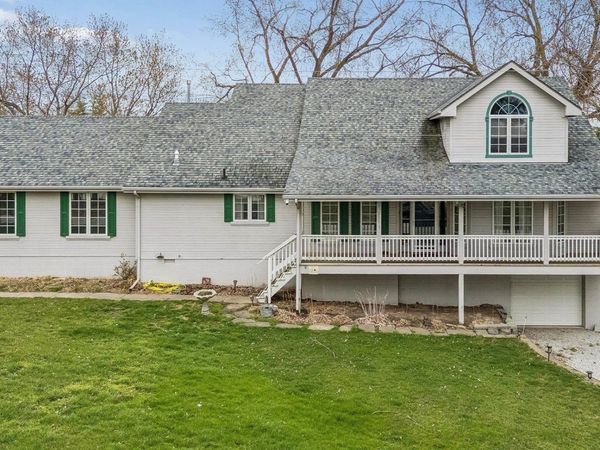 2056 Platteview Drive, Cedar Creek, NE 68016