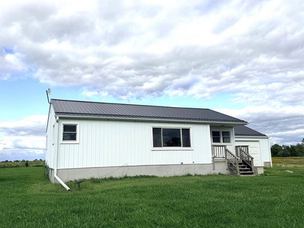 1545 Jasmine Avenue, Fairfield, IA 52556