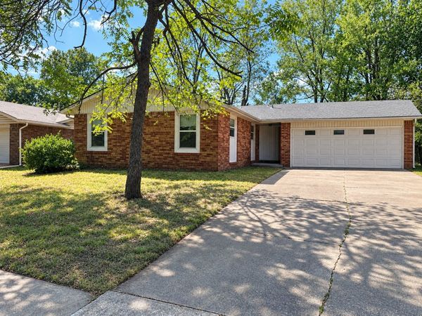 1200 S Fern Avenue, Broken Arrow, OK 74012
