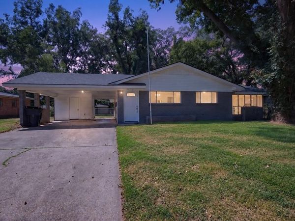 3922 Parkway Drive , Bossier City, LA 71112