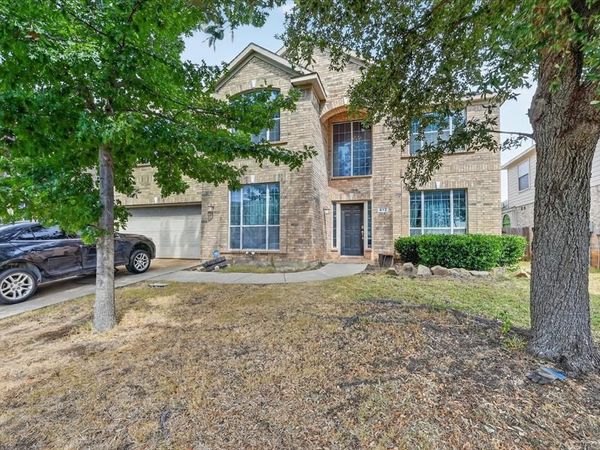 412 Roundrock Lane, Fort Worth, TX 76140