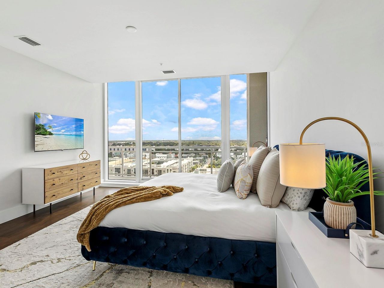 540 N Tamiami Trail, Unit 1201, Sarasota, FL 34236 Photo