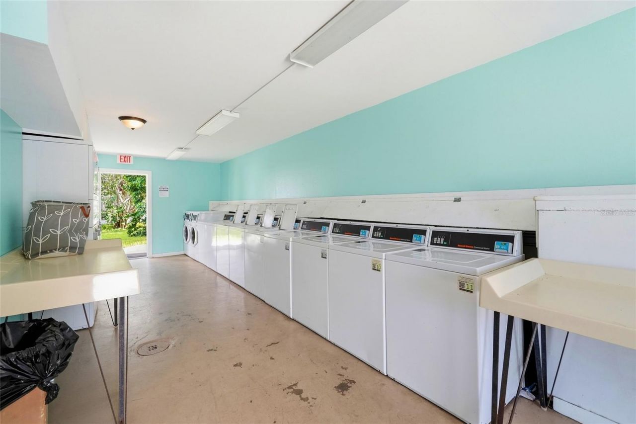 4506 3rd Street Circle W, Unit 256, Bradenton, FL 34207 Photo