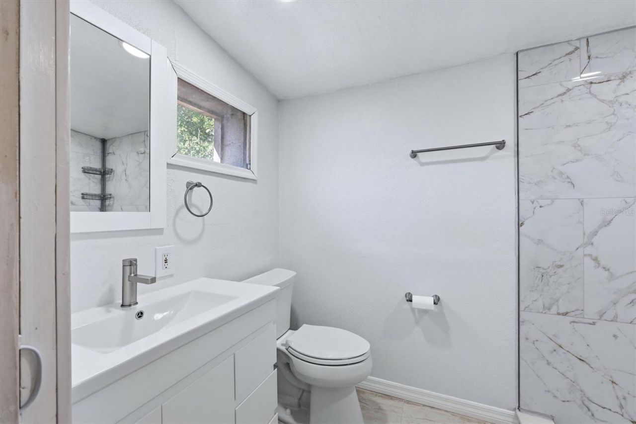 4620 Violet Avenue , Sarasota, FL 34233 Photo