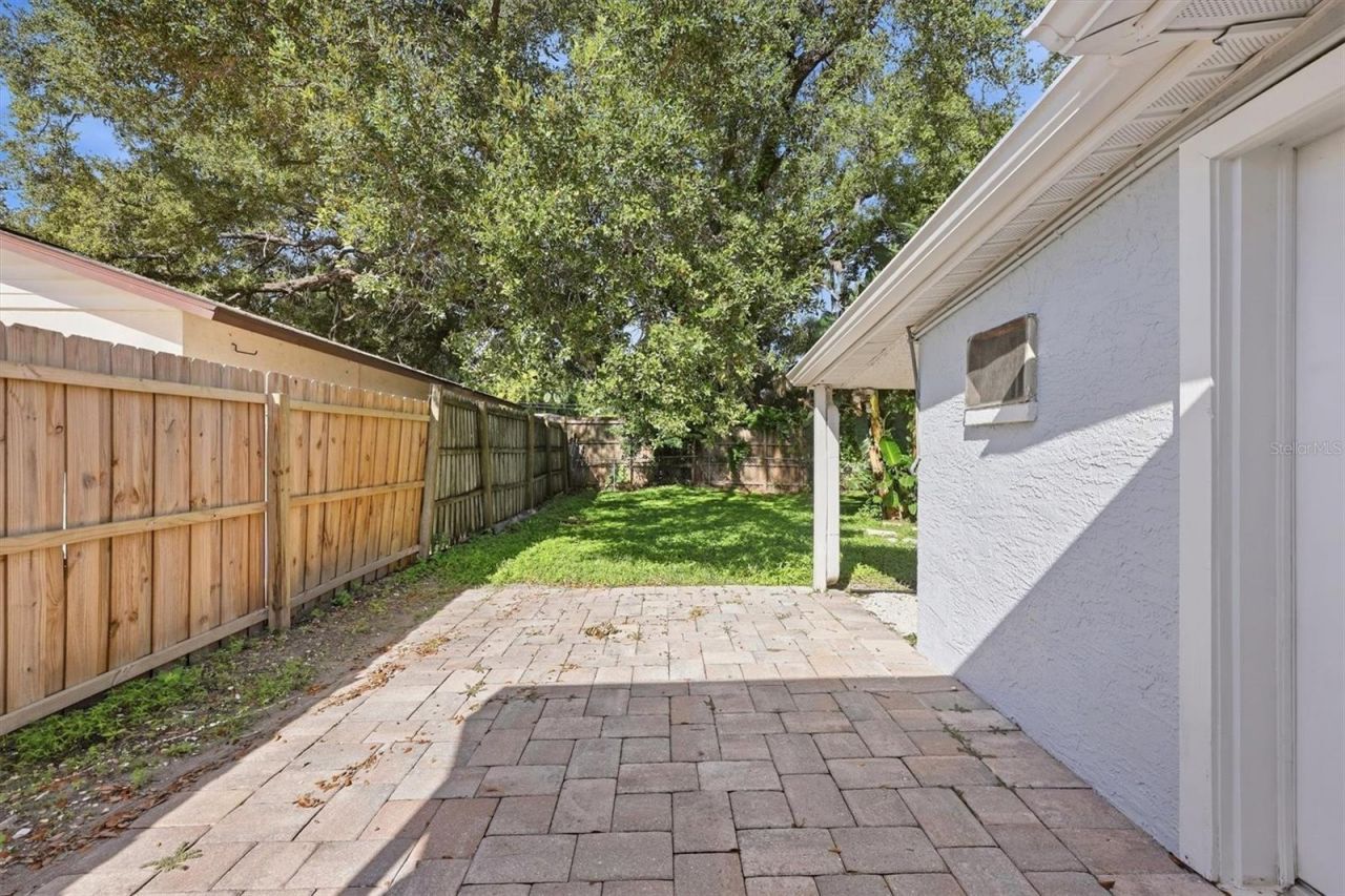 4620 Violet Avenue , Sarasota, FL 34233 Photo