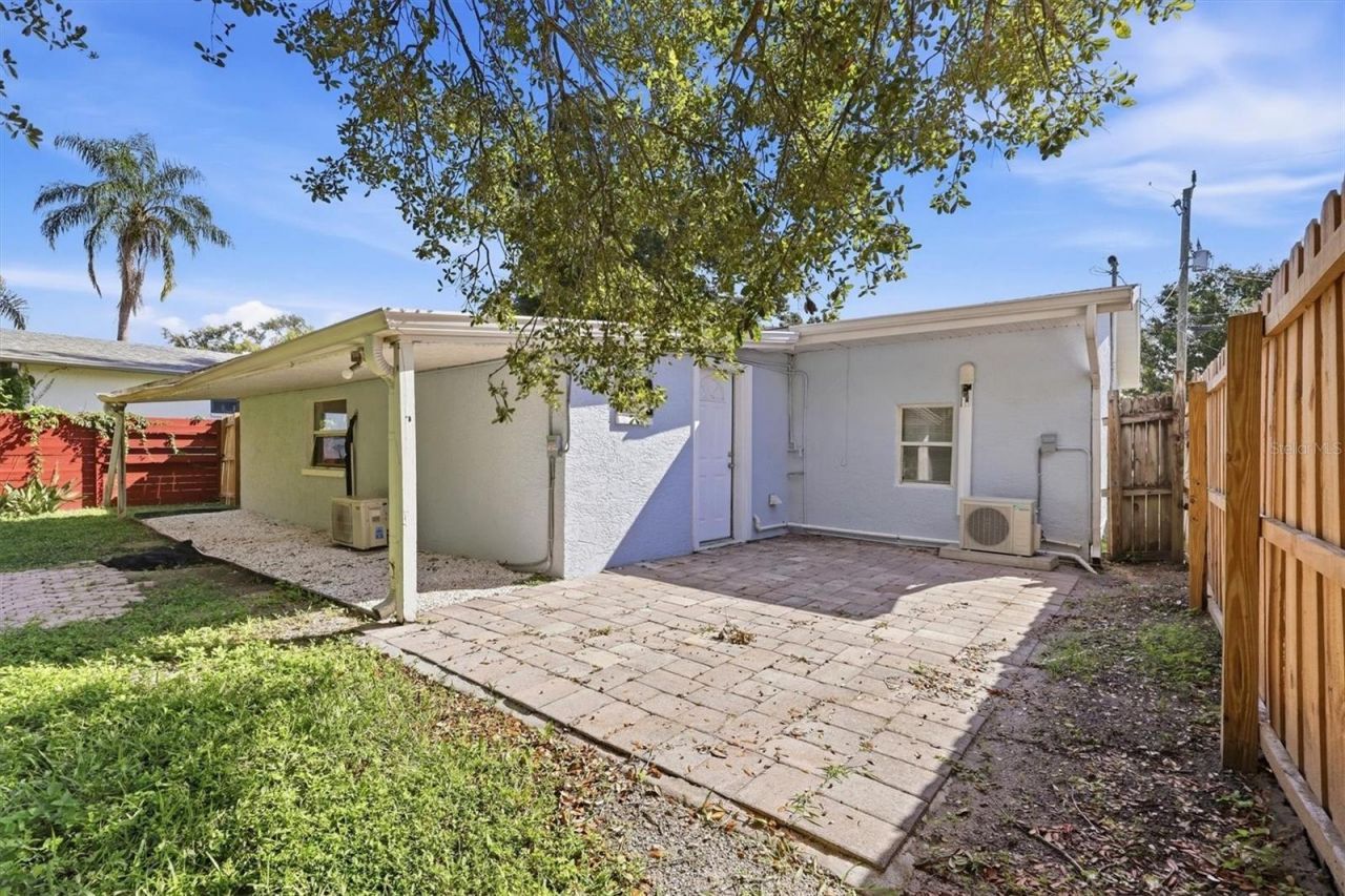 4620 Violet Avenue , Sarasota, FL 34233 Photo