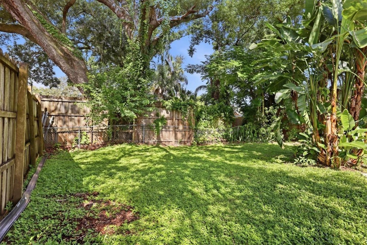 4620 Violet Avenue , Sarasota, FL 34233 Photo