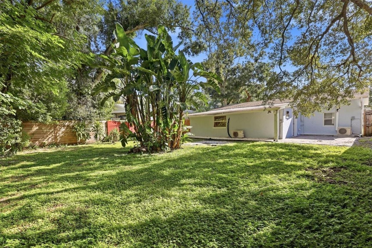 4620 Violet Avenue , Sarasota, FL 34233 Photo