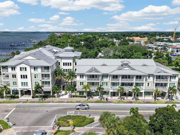 200 MAIN STREET , Unit 202, DUNEDIN, FL 34698