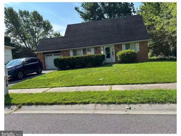 26 CORNWALL DRIVE, NEWARK, DE 19711