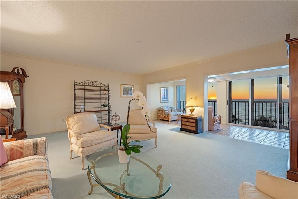3377 Gulf Shore Blvd N, Unit 6C, Naples, FL 34103 Photo