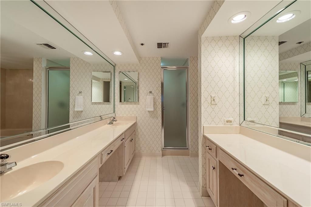 3377 Gulf Shore Blvd N, Unit 6C, Naples, FL 34103 Photo