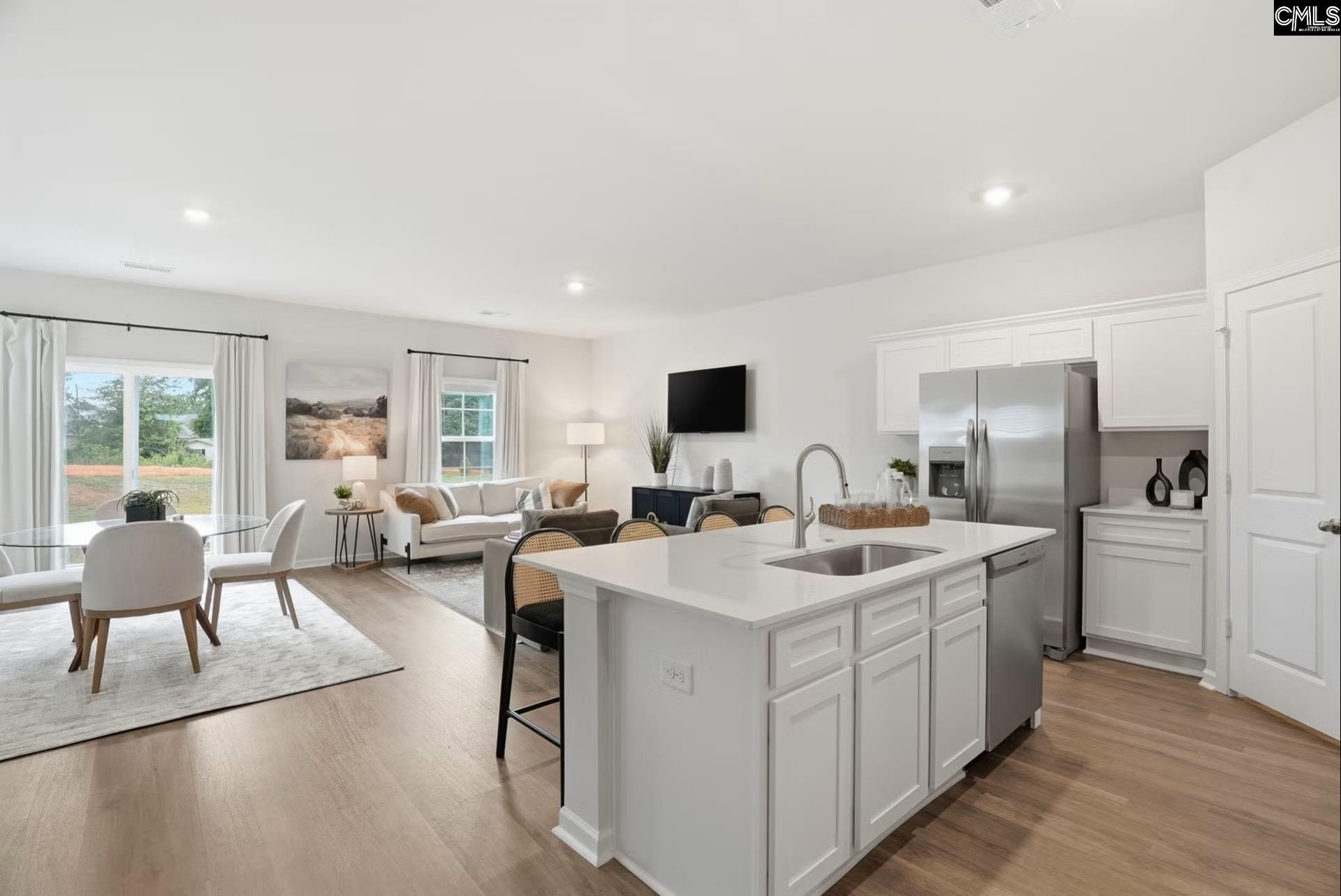 137 New Spring Way Photo 5
