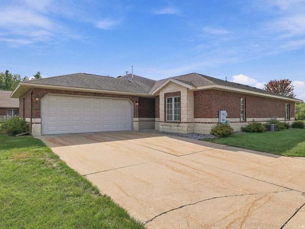 1019 JASMINE LANE, Stevens Point, WI 54482