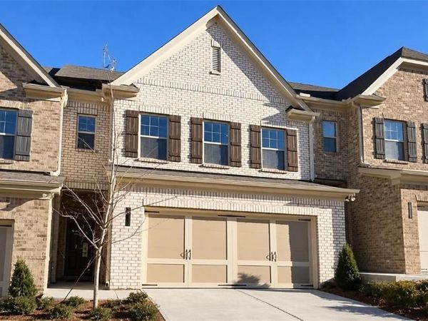 1352 Elderwood Way , Cumming, GA 30041