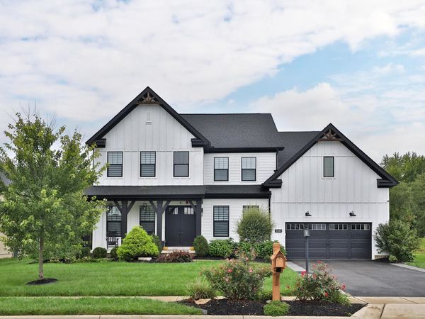 2246 Koester , Lewis Center, OH 43035