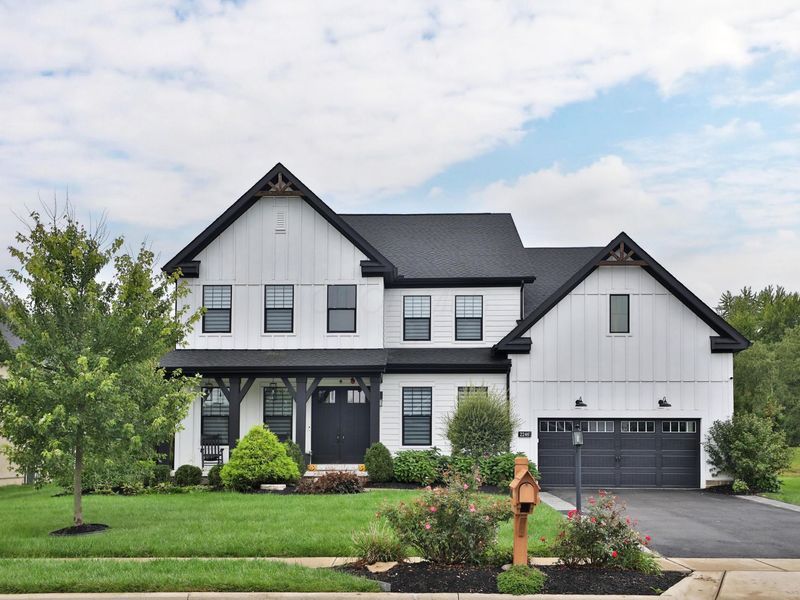 2246 Koester , Lewis Center, OH 43035 Photo 1