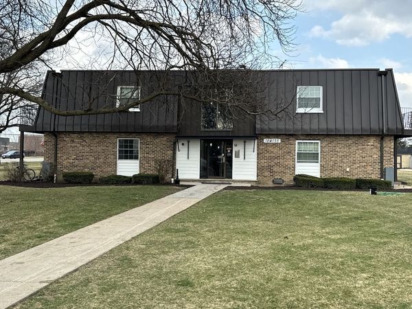151 W 63rd Street , Unit F101, Westmont, IL 60559