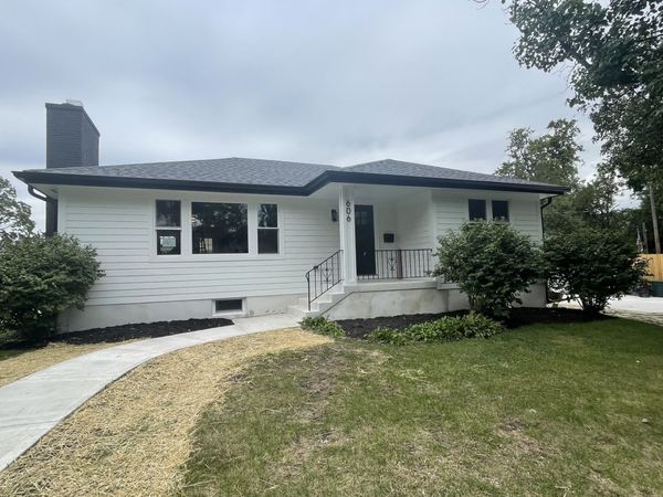 606 E Washington Street , Villa Park, IL 60181