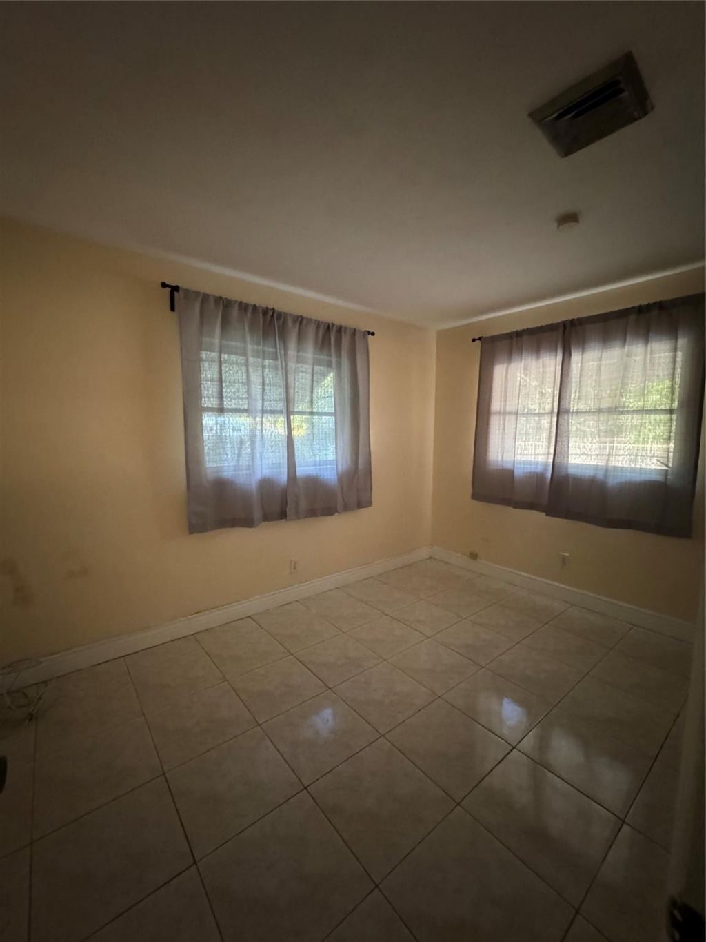 5691 SW 1st Street, Plantation, FL 33317 Photo