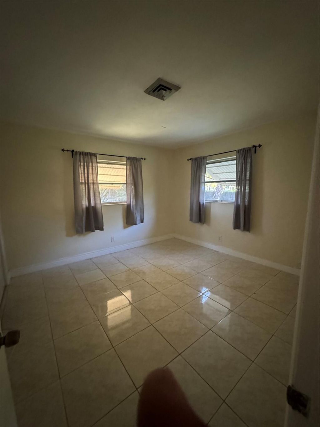 5691 SW 1st Street, Plantation, FL 33317 Photo