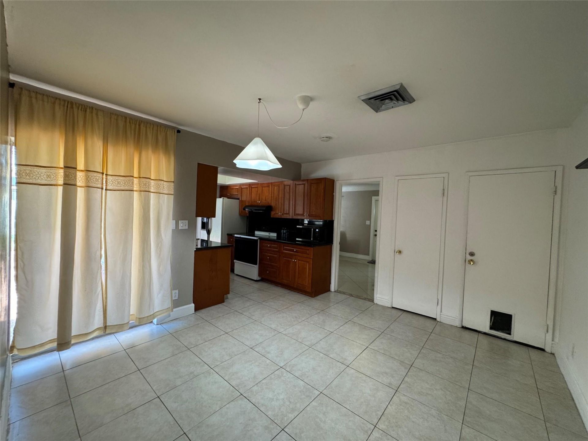 5691 SW 1st Street, Plantation, FL 33317 Photo