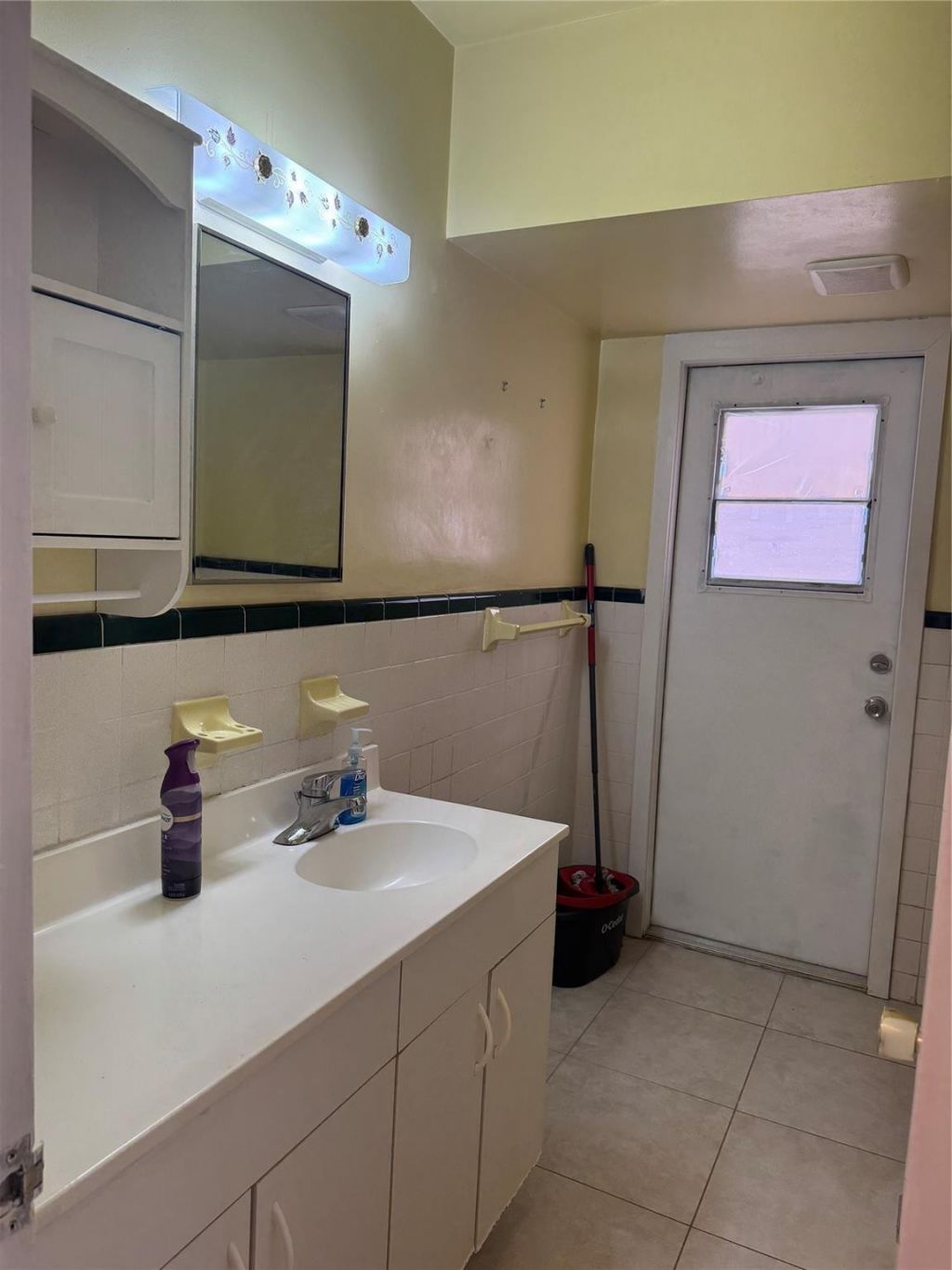 5691 SW 1st Street, Plantation, FL 33317 Photo