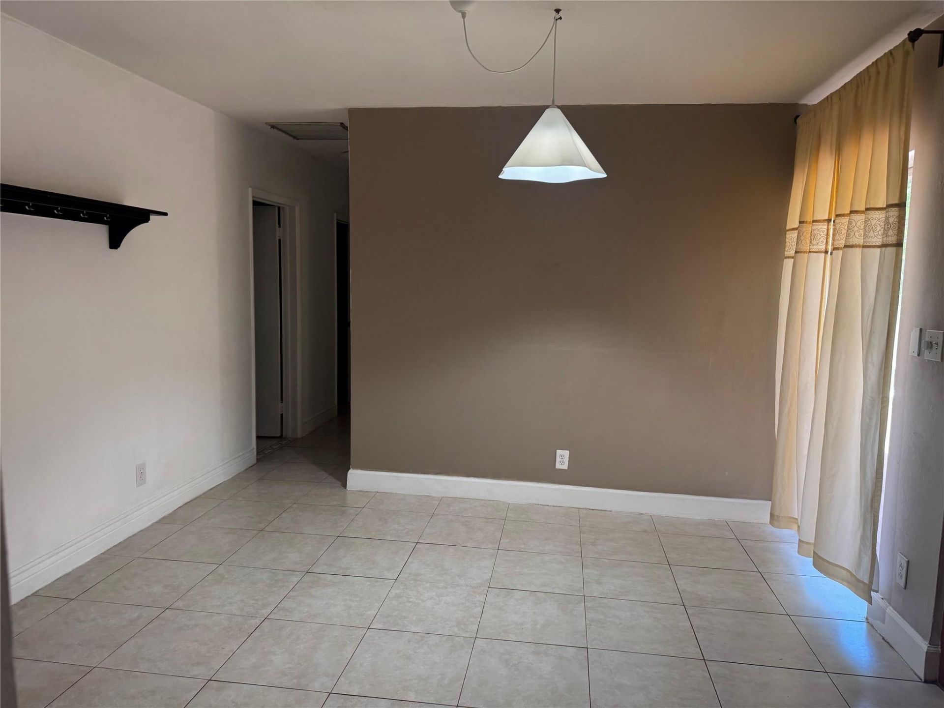 5691 SW 1st Street, Plantation, FL 33317 Photo