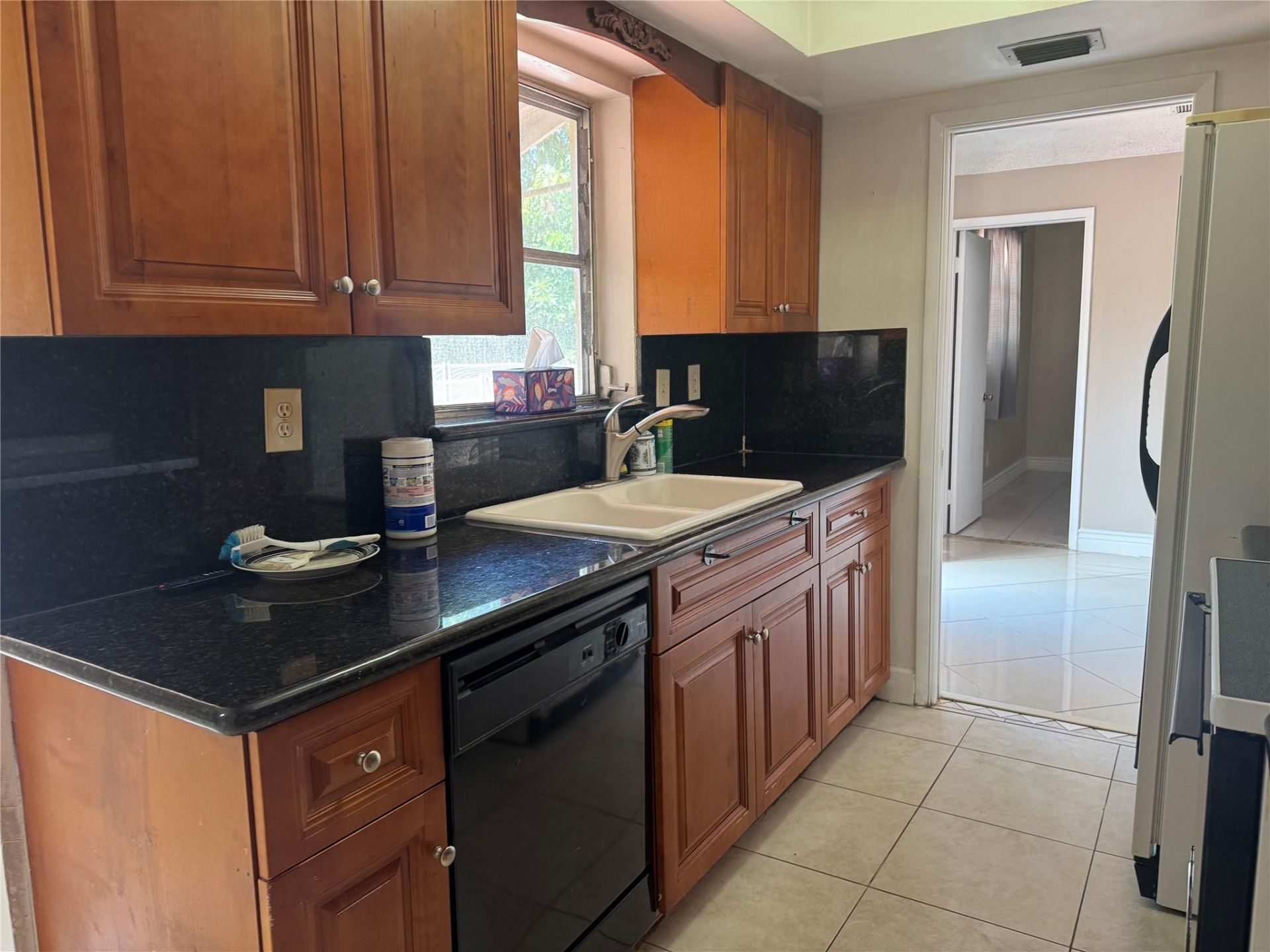5691 SW 1st Street, Plantation, FL 33317 Photo