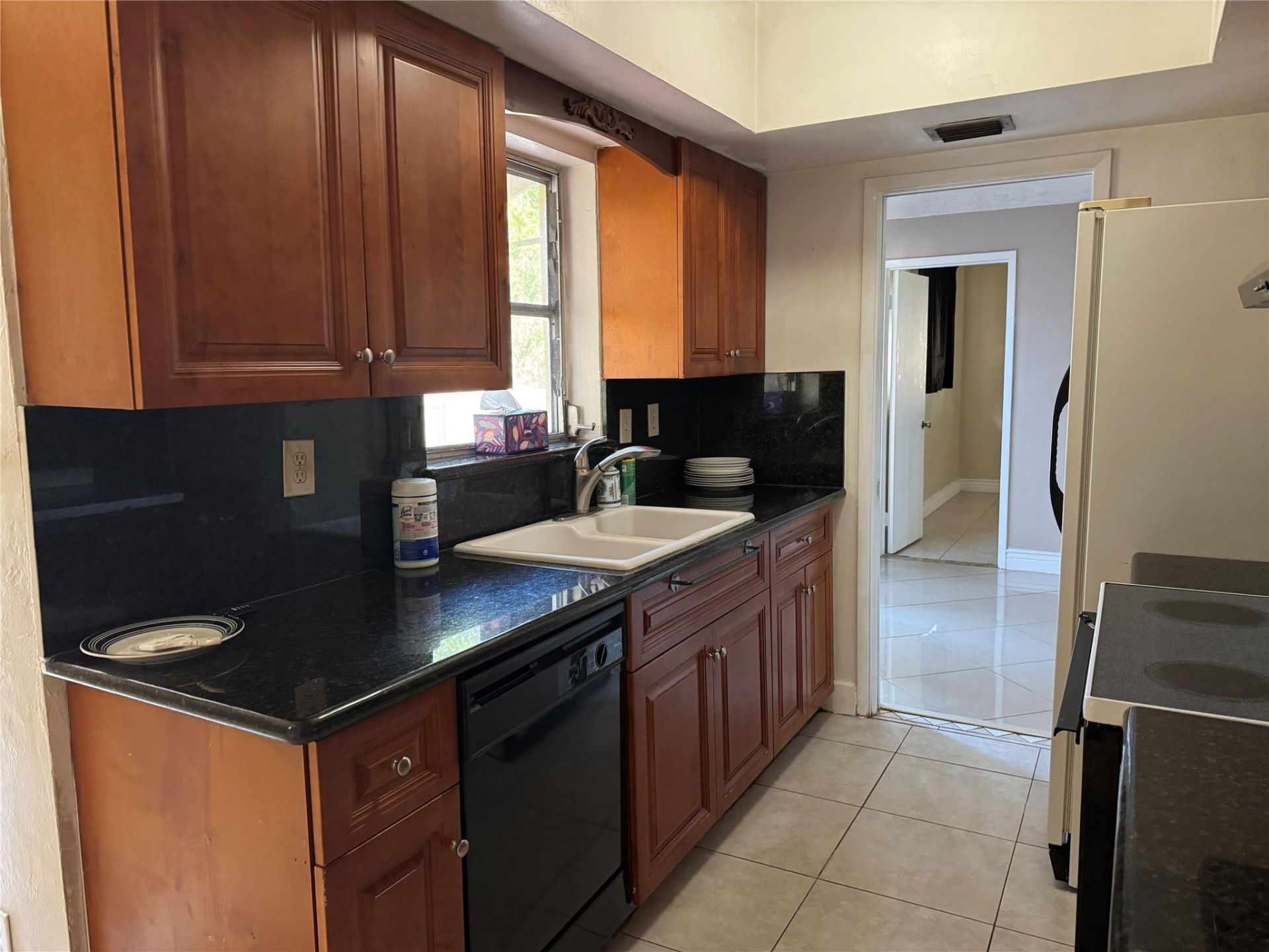 5691 SW 1st Street, Plantation, FL 33317 Photo