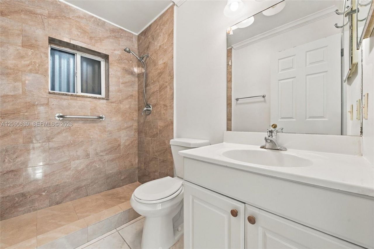 6700 NW 22nd Ter, Fort Lauderdale, FL 33309 Photo