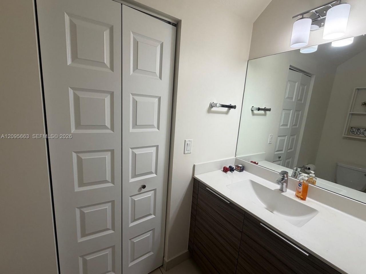 15780 NW 91st Ct , Miami Lakes, FL 33018 Photo