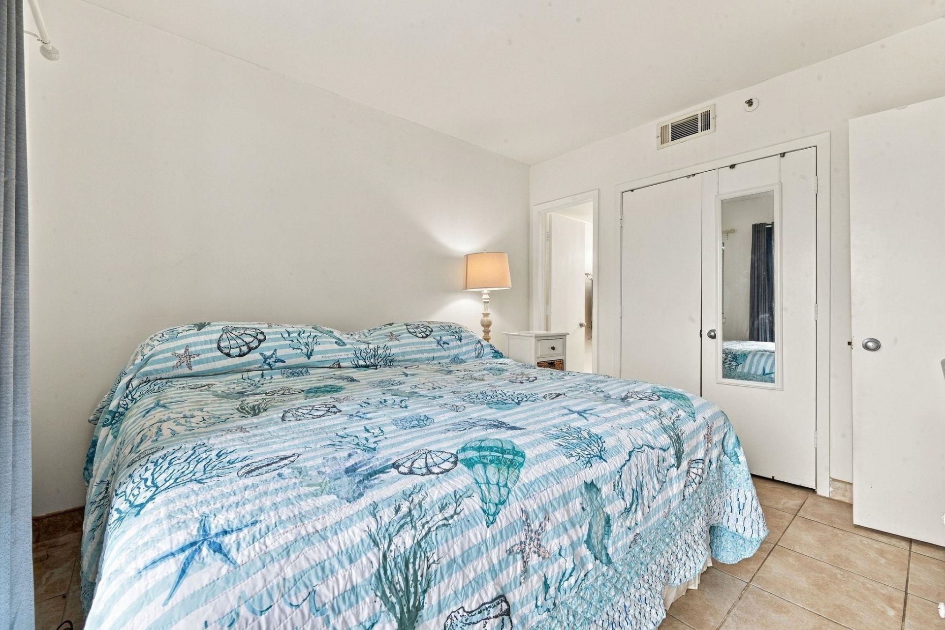 1605 S Ocean Blvd. Photo 13