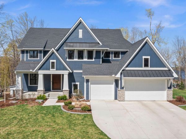 4215 Halsteads Bay Lane , Excelsior, MN 55331