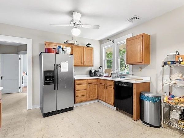 8 Murray Hill Rd, Unit 2, Malden, MA 02148