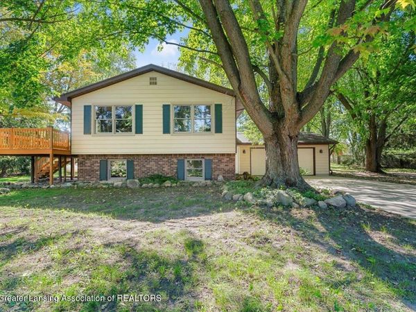 2896 Avery Road, St. Johns, MI 48879