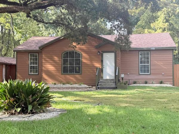 5617 Hermitage Dr, Baton Rouge, LA 70806