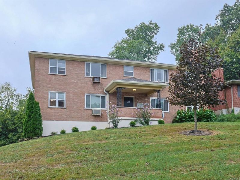 63 Thompson Avenue, Fort Mitchell, KY 41017 Photo 2
