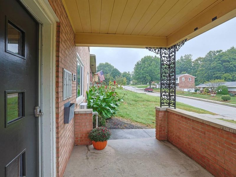 63 Thompson Avenue, Fort Mitchell, KY 41017 Photo 4
