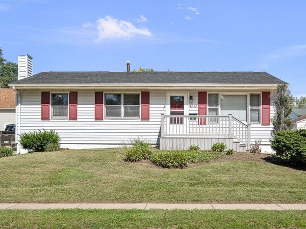 3232 W 15th Street, Davenport, IA 52804
