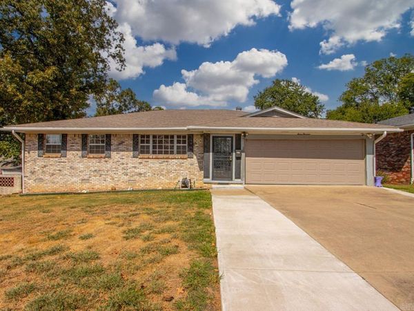7000 Marguerite Lane, Little Rock, AR 72205