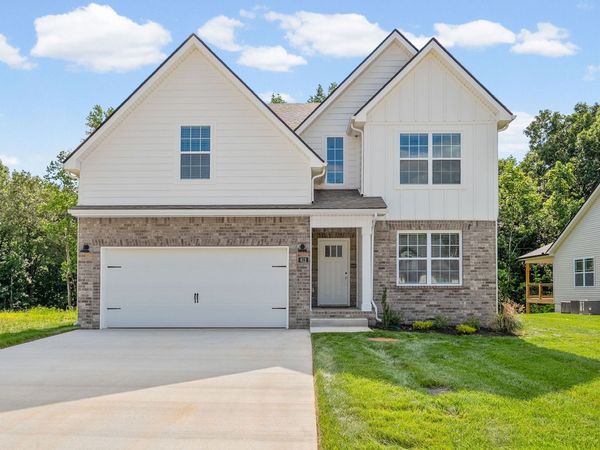612 Willow Park Dr , Clarksville, TN 37043