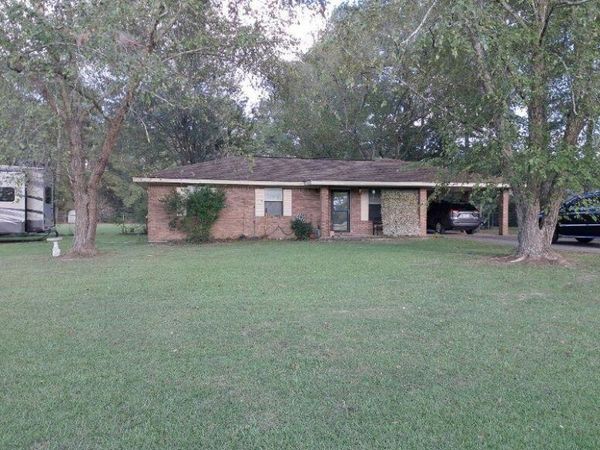 1092 Howell Rd., Purvis, MS 39475
