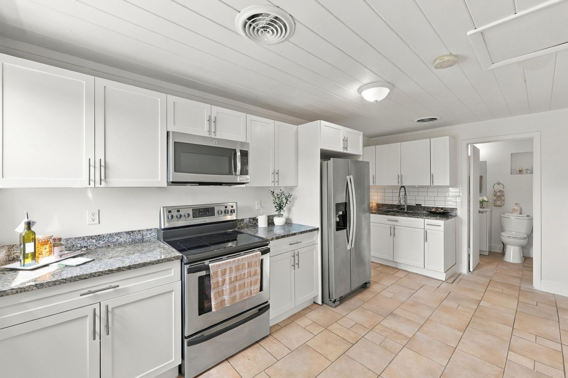 120 Pleasant Place, Unit 2, Palm Springs, FL 33461 Photo