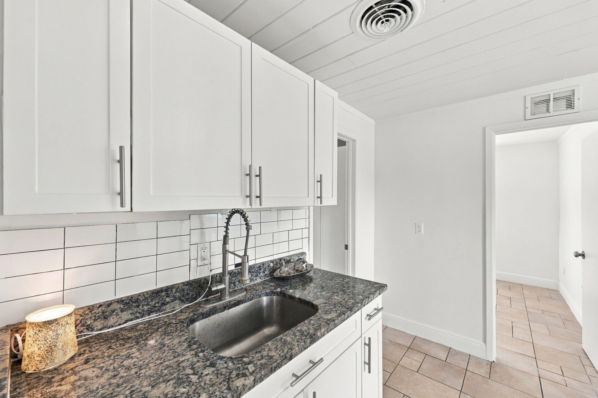 120 Pleasant Place, Unit 2, Palm Springs, FL 33461 Photo