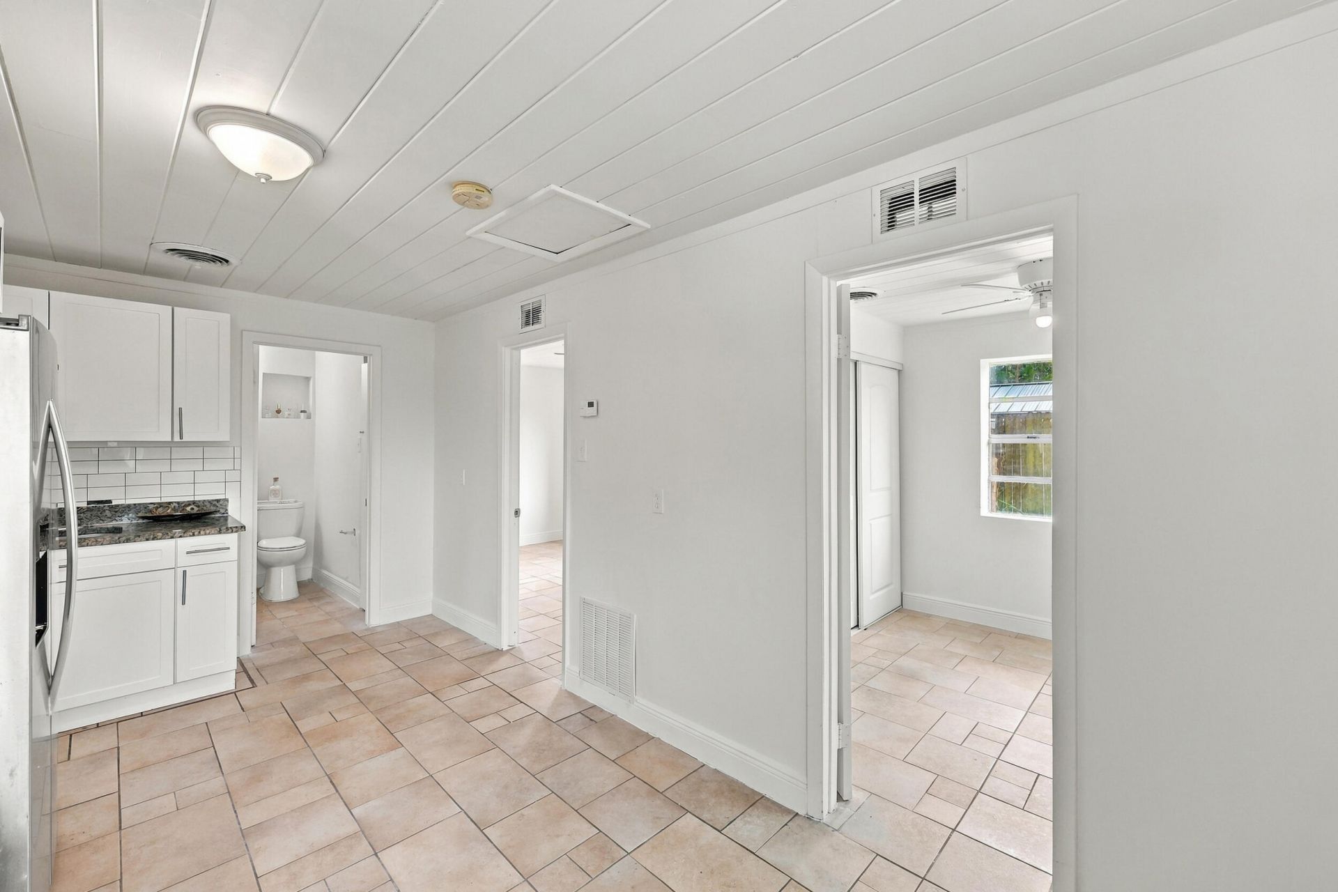 120 Pleasant Place, Unit 2, Palm Springs, FL 33461 Photo