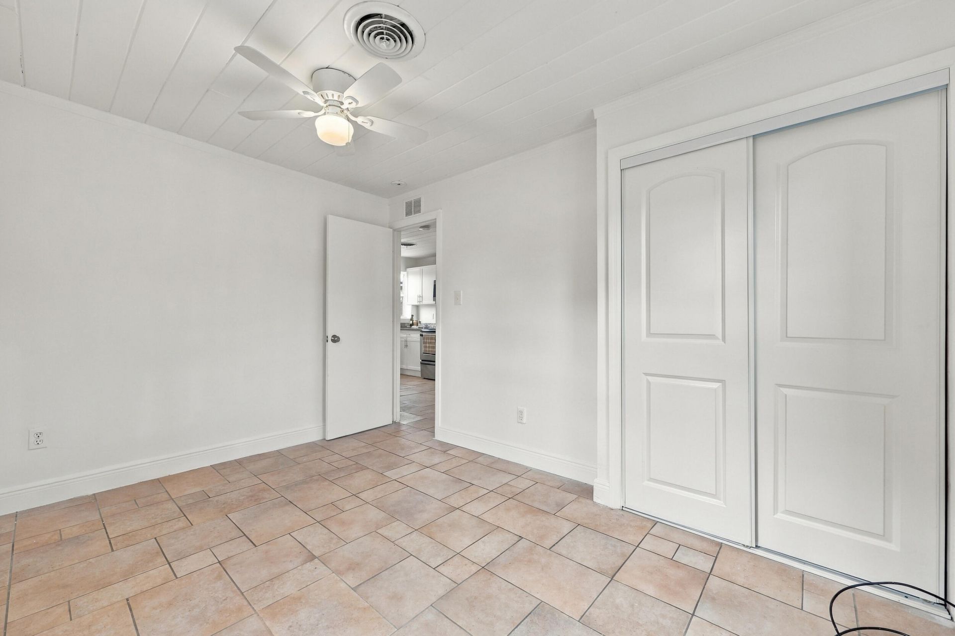 120 Pleasant Place, Unit 2, Palm Springs, FL 33461 Photo